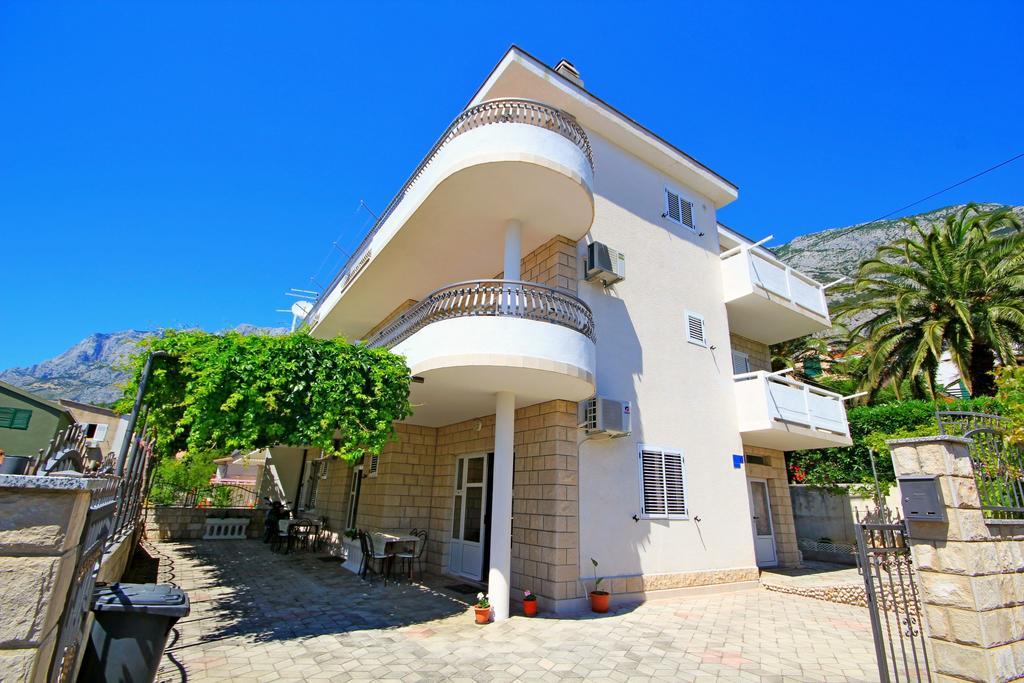 Apartment Makarska M&I, Free Private Parking Экстерьер фото